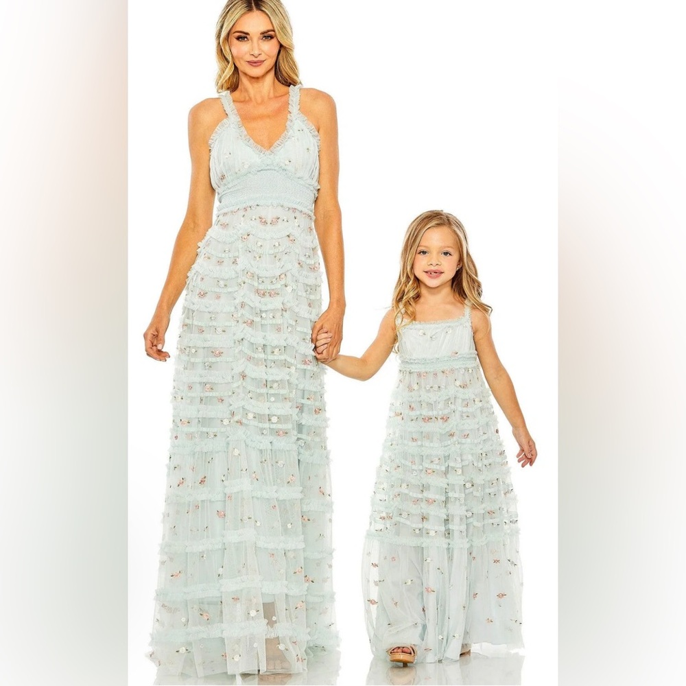 Mac Duggal 8217 Long Chiffon Flower Girl Dress size 6